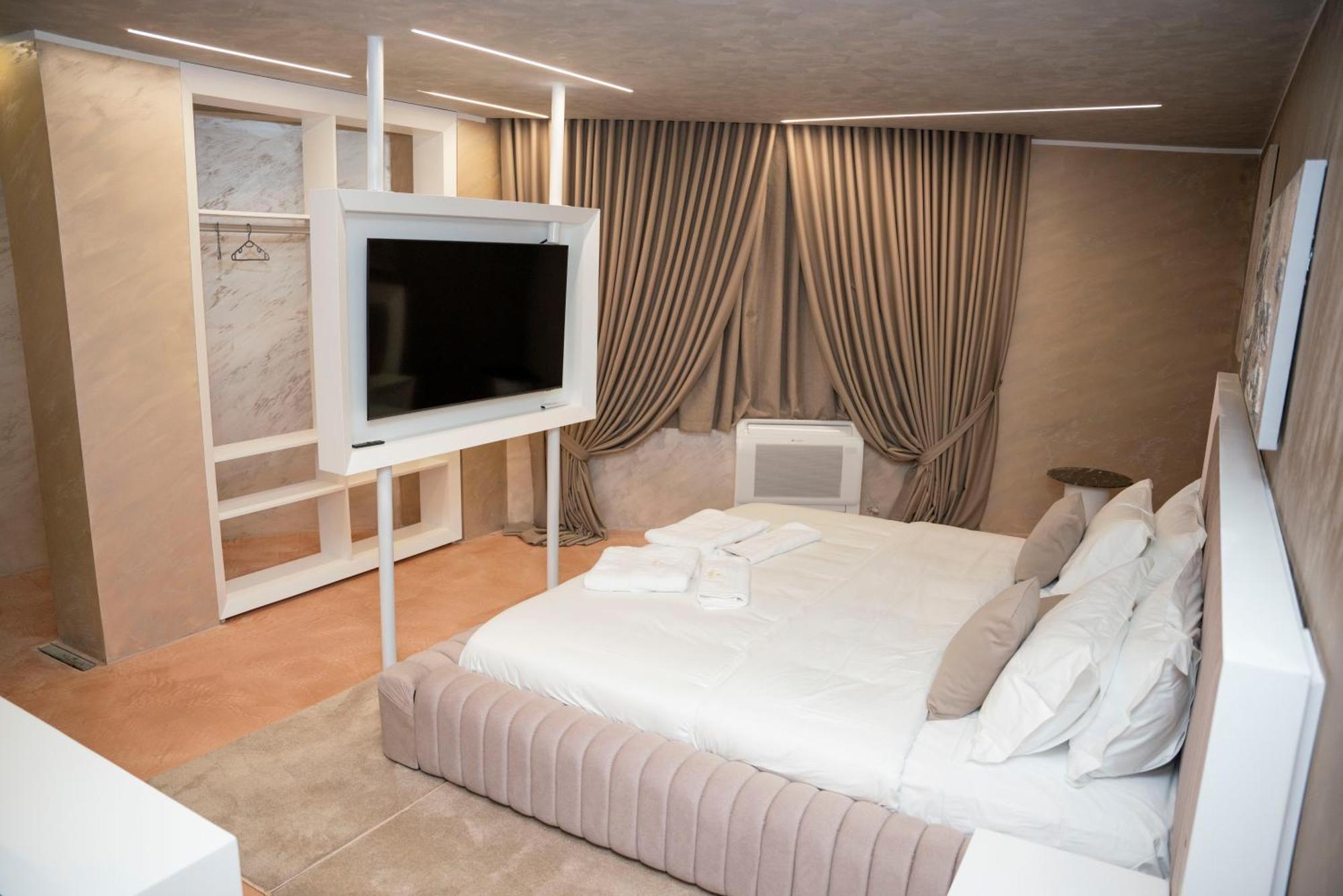 Hotel Pernoca Durrës Zewnętrze zdjęcie