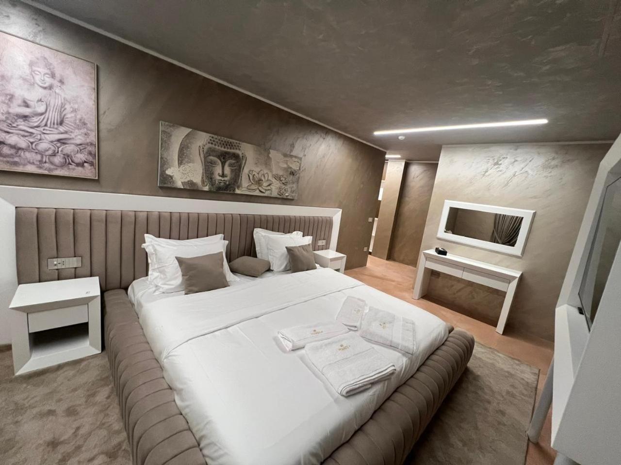 Hotel Pernoca Durrës Zewnętrze zdjęcie